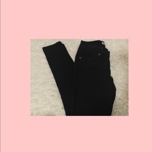 Black skinny jeans (juniors) size 3